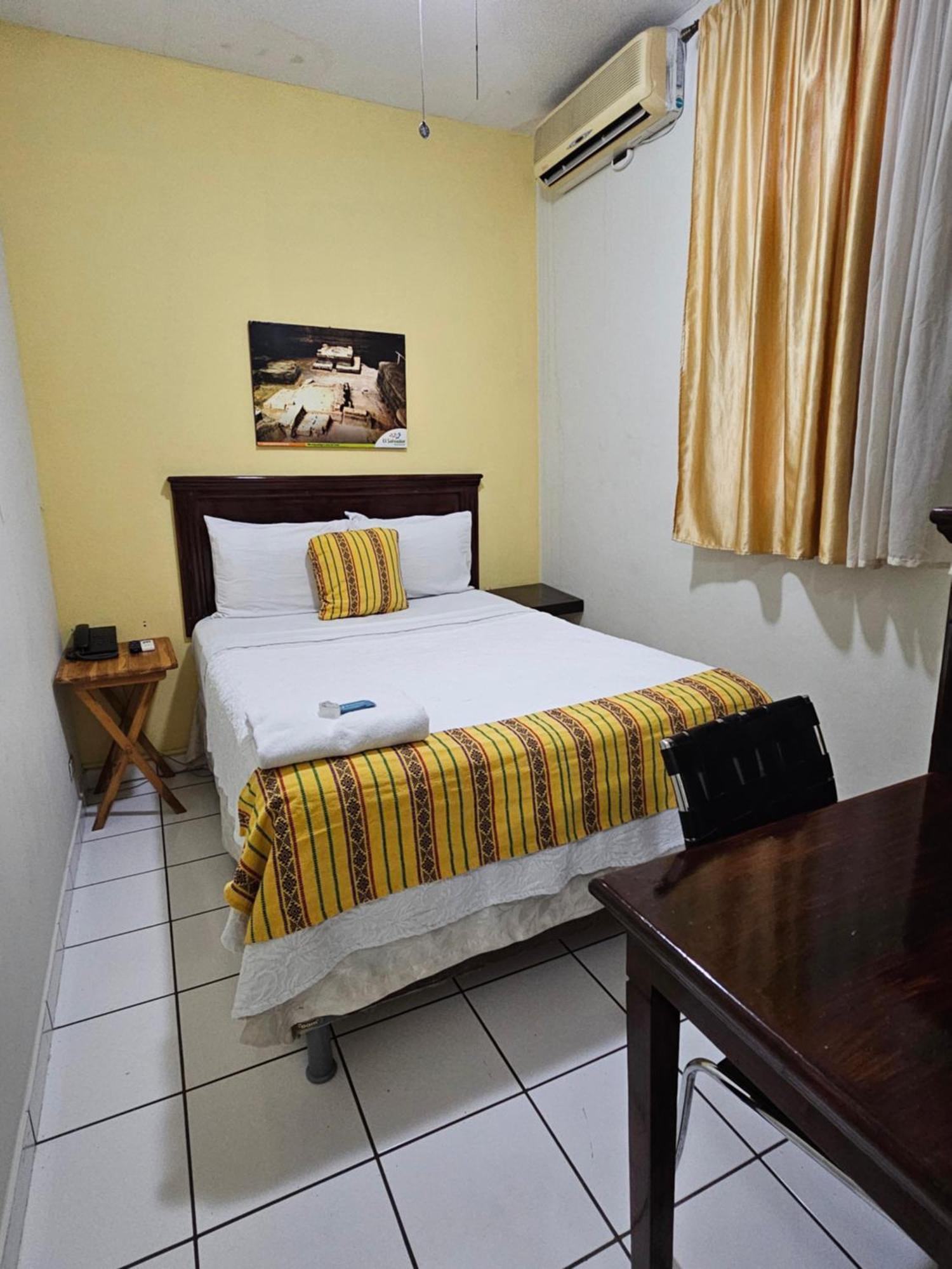 Hotel San Jose Hostal San Salvador Eksteriør bilde